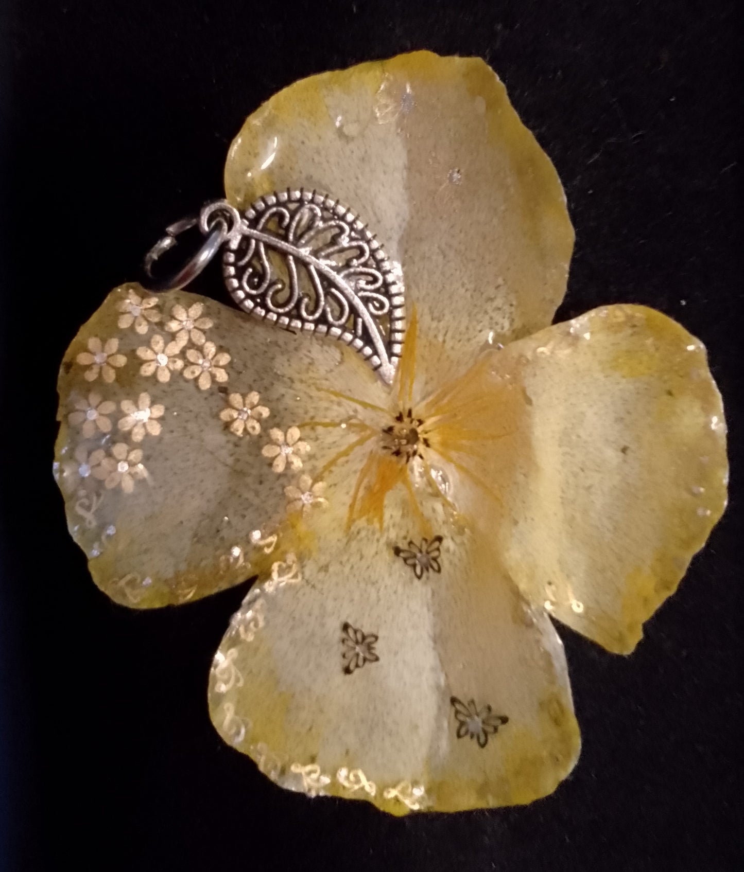 Impatience jaune en pendentif